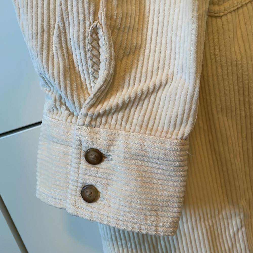 American Eagle Outfitters Oversized Cream Corduroy Shacket in Large NWT - Picture 7 of 15